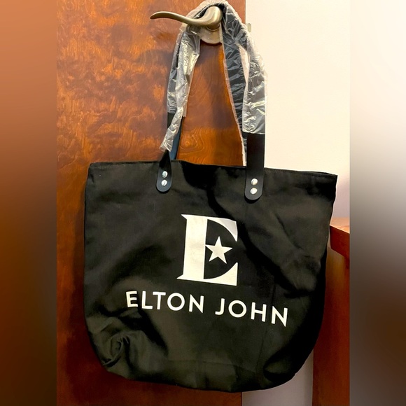 ELTON JOHN VIP FAREWELL TOUR Concert Tote bag & Memorabilia BUNDLE ALL NEW - Picture 4 of 12